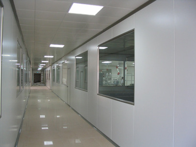 抛光砖地板及铝扣板吊顶